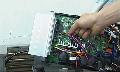 丹阳美的空调电话是多少